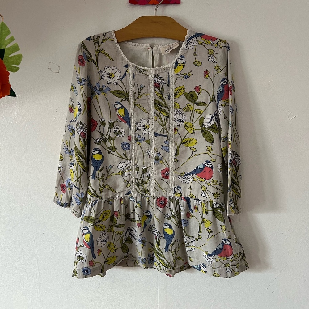 Mini Boden 9/10 spring tunic with inset lace flounced hem lace edging
